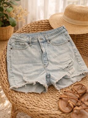 Light Wash Distressed Denim Shorts High Rise Boho Festival Summer Size 12